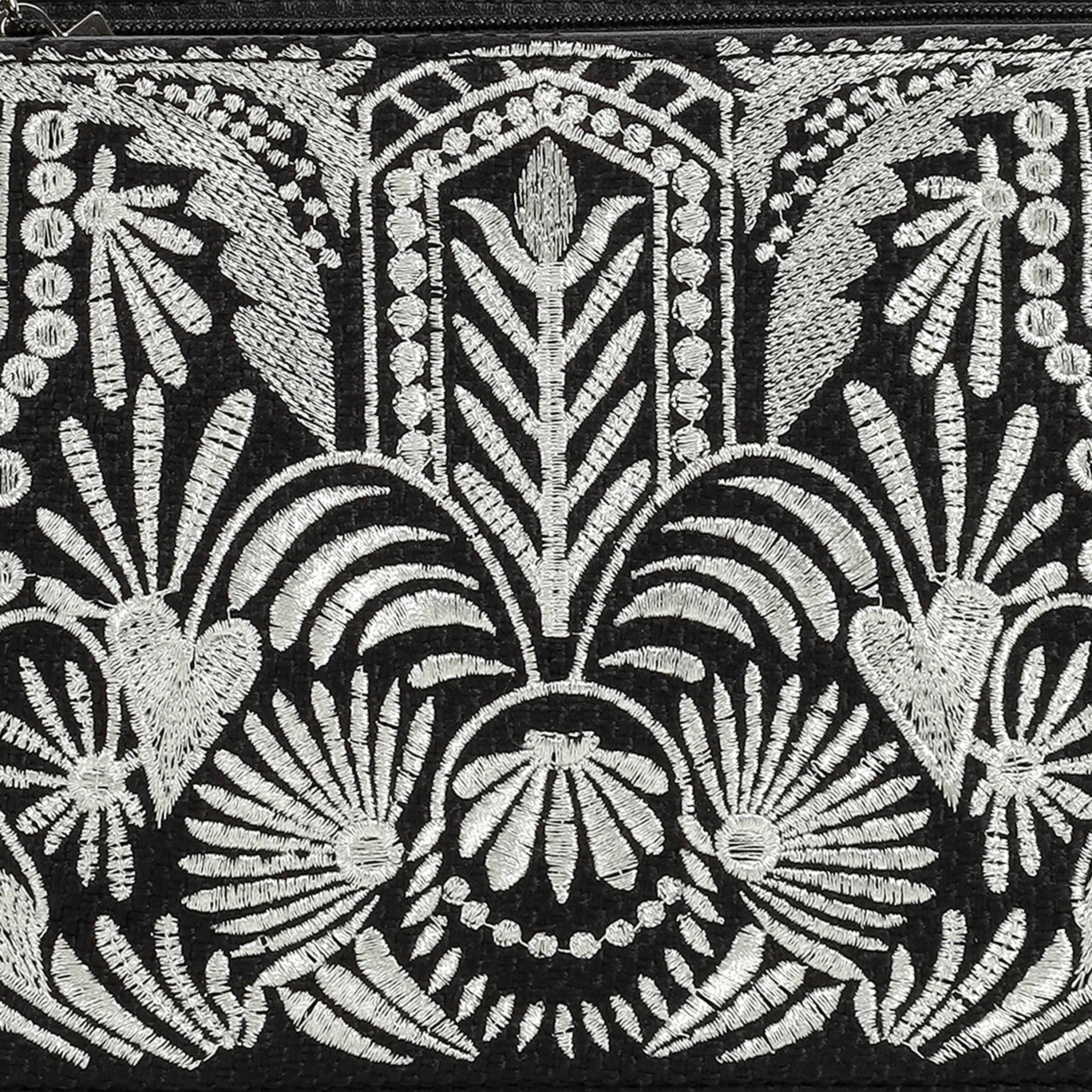 Cheemo Women Silver Evening Bag (SKU: 77-257-27-10)