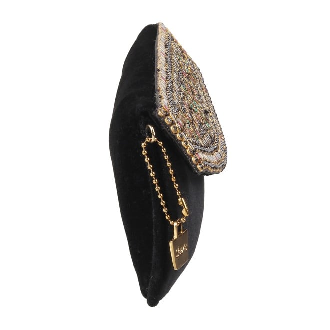 Cheemo Women Black Clutch (SKU: 77-49-11-10)