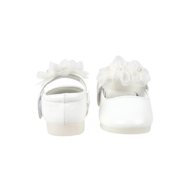 Kittens Girls White Casual Ballerinas (SKU: 78-49-16-22)