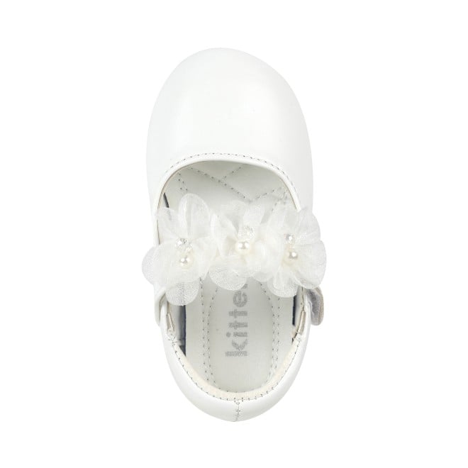 Kittens Girls White Casual Ballerinas (SKU: 78-49-16-22)