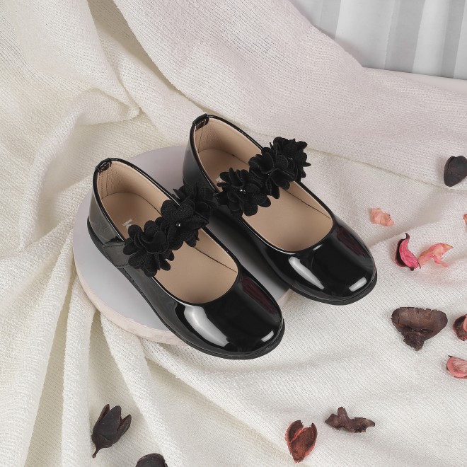 Kittens Girls Black-pat Formal Ballerinas (SKU: 78-5665-31-25)