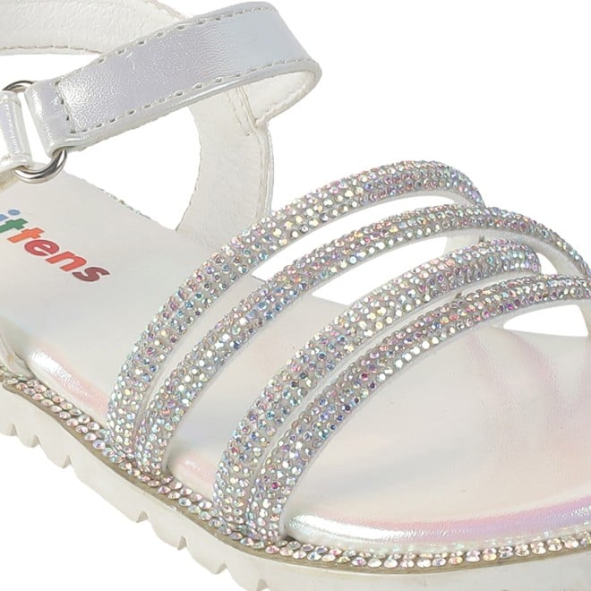 Kittens Girls White Casual Sandals (SKU: 78-5788-16-25)
