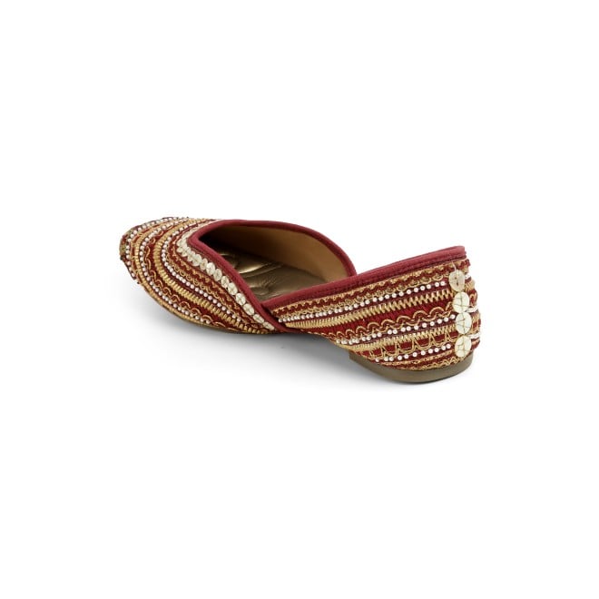 Cheemo Women Maroon Ethnic Mojaris (SKU: 92-133-44-37)