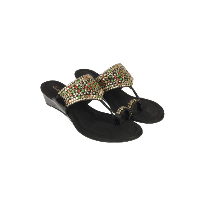 Cheemo Women Black Ethnic Kolhapuris (SKU: 92-156-11-36)