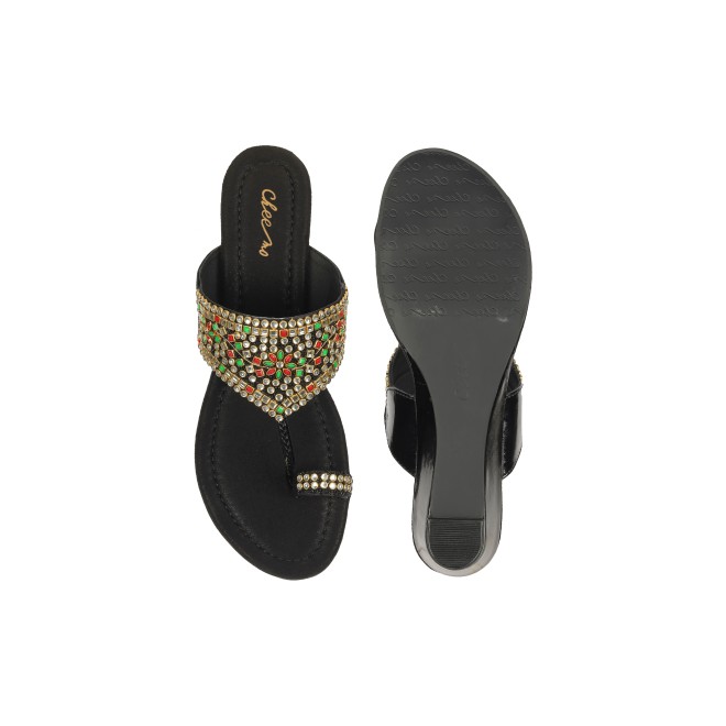 Cheemo Women Black Ethnic Kolhapuris (SKU: 92-156-11-36)