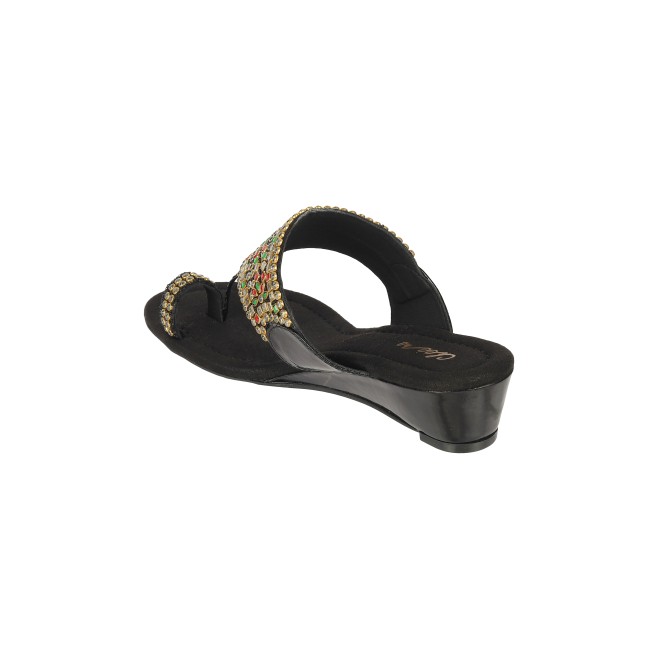 Cheemo Women Black Ethnic Kolhapuris (SKU: 92-156-11-36)