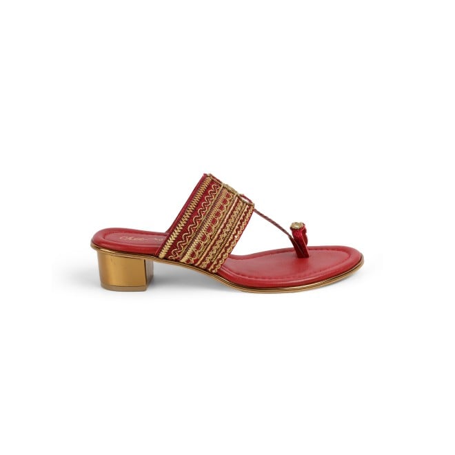Cheemo Women Maroon Ethnic Kolhapuris (SKU: 92-157-44-36)