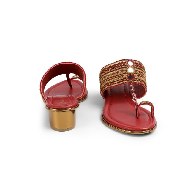 Cheemo Women Maroon Ethnic Kolhapuris (SKU: 92-157-44-36)