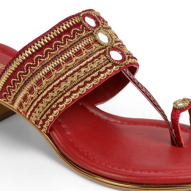 Cheemo Women Maroon Ethnic Kolhapuris (SKU: 92-157-44-36)