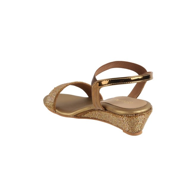 Cheemo Women Gold Casual Sandals (SKU: 92-177-15-37)