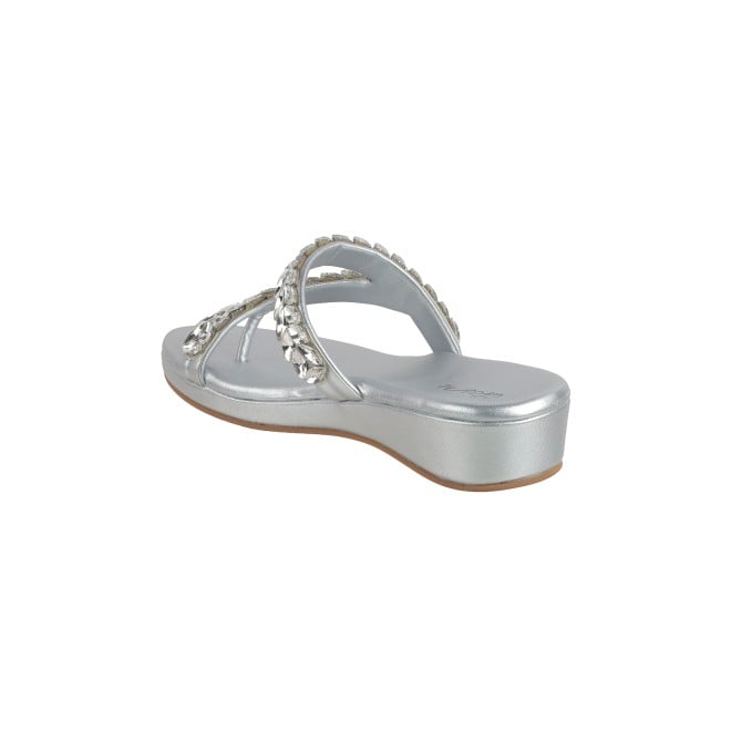 Cheemo Women Silver Ethnic Slip Ons (SKU: 92-182-27-37)