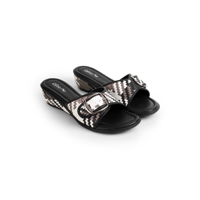 Cheemo Women Black Casual Slip Ons (SKU: 92-200-11-37)