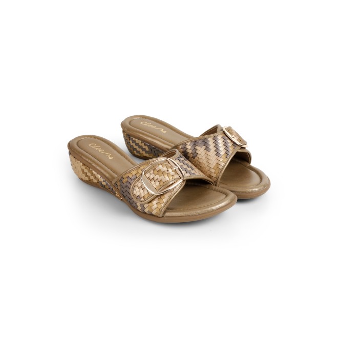 Cheemo Women Antic-gold Casual Slip Ons (SKU: 92-200-28-37)