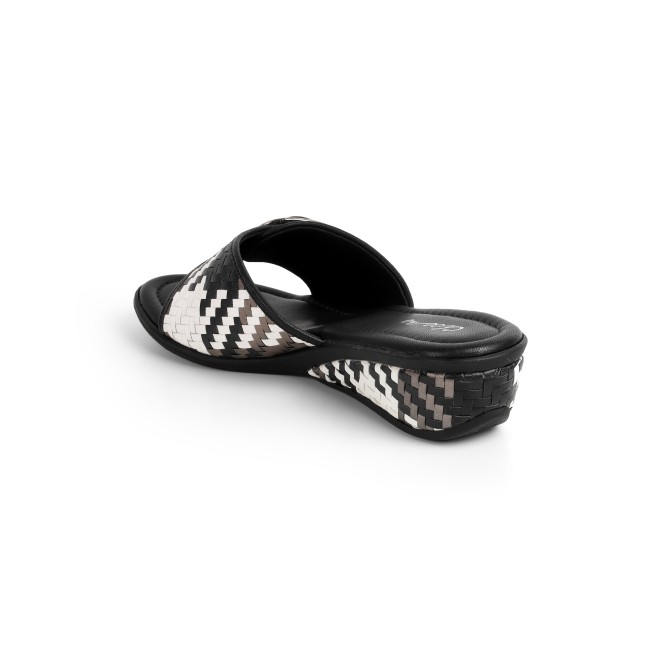 Cheemo Women Black Casual Slip Ons (SKU: 92-200-11-37)