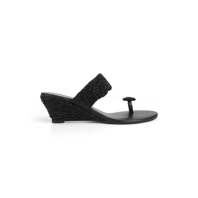 Cheemo Women Black Ethnic Slip Ons (SKU: 92-201-11-37)