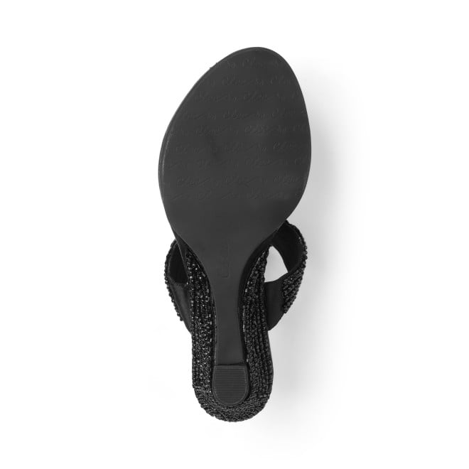 Cheemo Women Black Ethnic Slip Ons (SKU: 92-201-11-37)