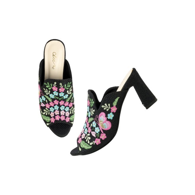 Cheemo Women Black Ethnic Slip Ons (SKU: 92-212-11-36)