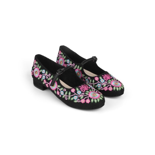 Cheemo Women Black Casual Ballerinas (SKU: 92-213-11-37)