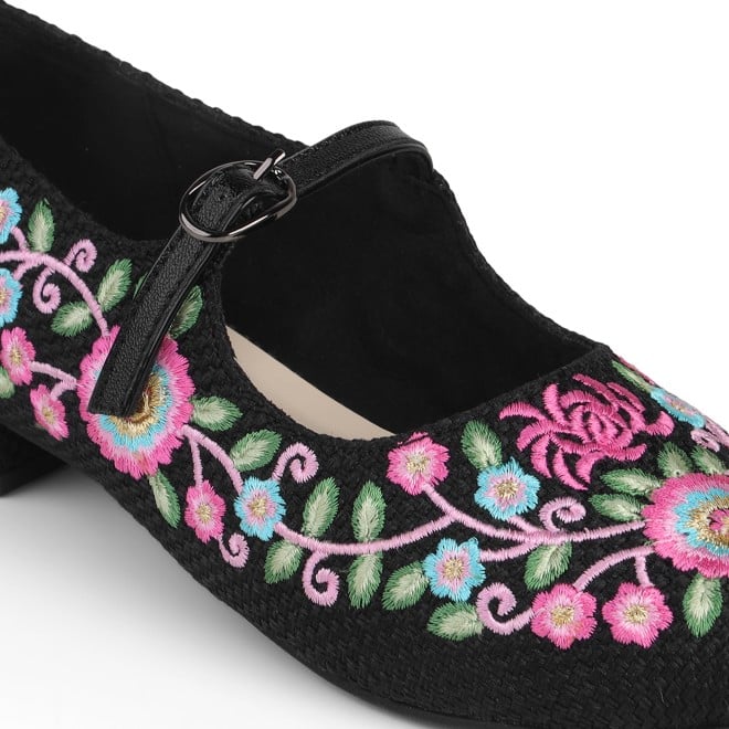 Cheemo Women Black Casual Ballerinas (SKU: 92-213-11-37)