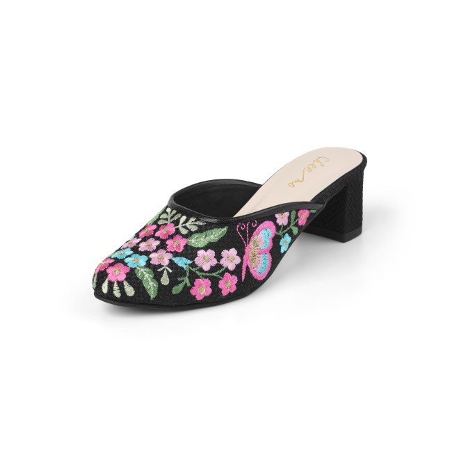 Cheemo Women Black Ethnic Slip Ons (SKU: 92-214-11-37)