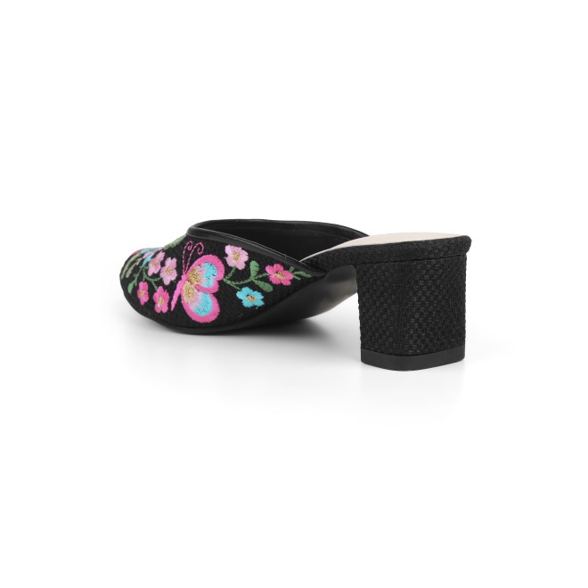 Cheemo Women Black Ethnic Slip Ons (SKU: 92-214-11-37)