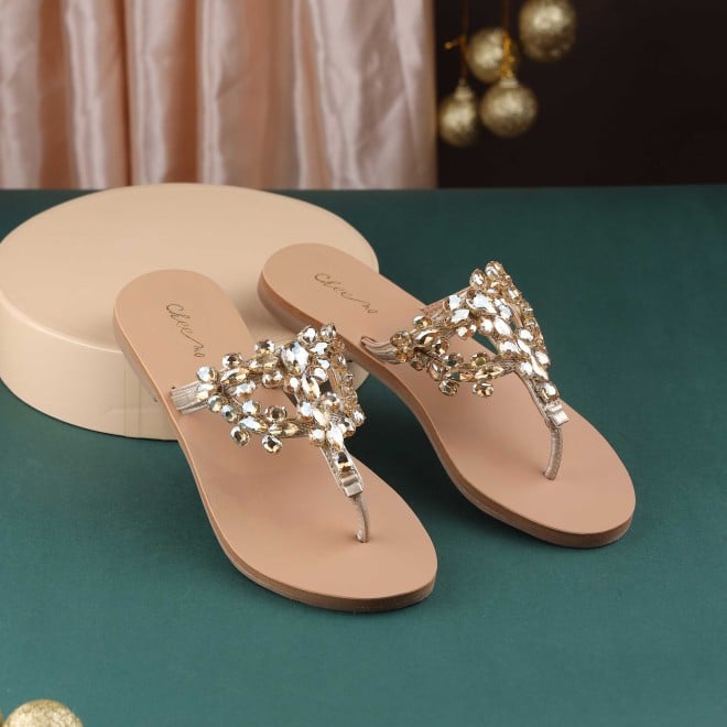 Cheemo Women Gold Casual Slippers (SKU: 92-228-15-37)