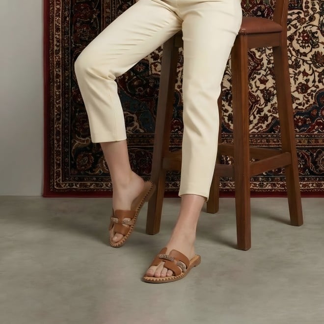 Cheemo Women Antic-gold Casual Slip Ons (SKU: 92-229-28-36)