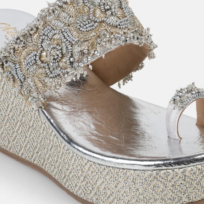 Cheemo Women Silver Ethnic Slip Ons (SKU: 92-264-27-36)