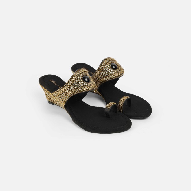 Cheemo Women Black Ethnic Slip Ons (SKU: 92-283-11-37)