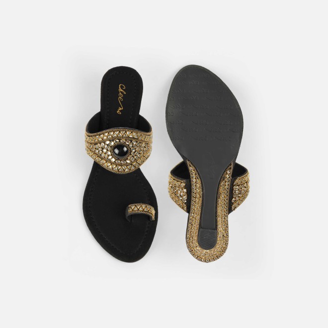 Cheemo Women Black Ethnic Slip Ons (SKU: 92-283-11-37)