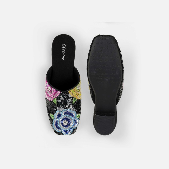 Cheemo Women Black Ethnic Slip Ons (SKU: 92-284-11-37)