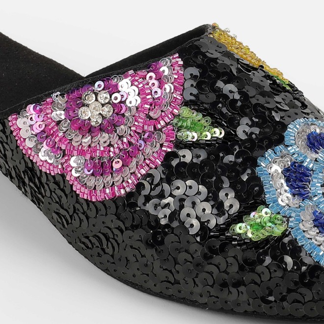 Cheemo Women Black Ethnic Slip Ons (SKU: 92-284-11-37)