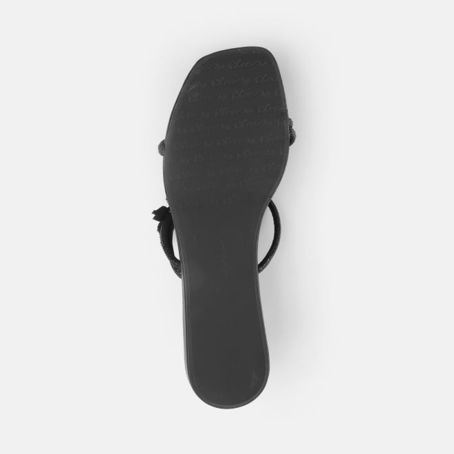 Cheemo Women Black Casual Slip Ons (SKU: 92-291-11-37)