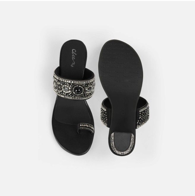 Cheemo Women Black Ethnic Slip Ons (SKU: 92-292-11-37)