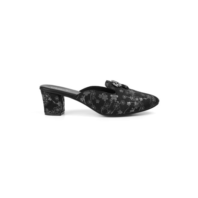 Cheemo Women Black Ethnic Slip Ons (SKU: 92-302-11-37)