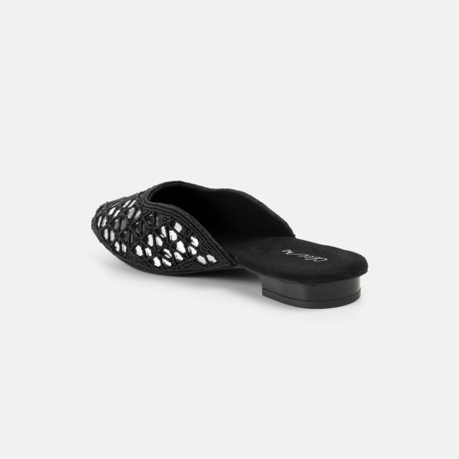 Cheemo Women Black Ethnic Slip Ons (SKU: 92-303-11-37)