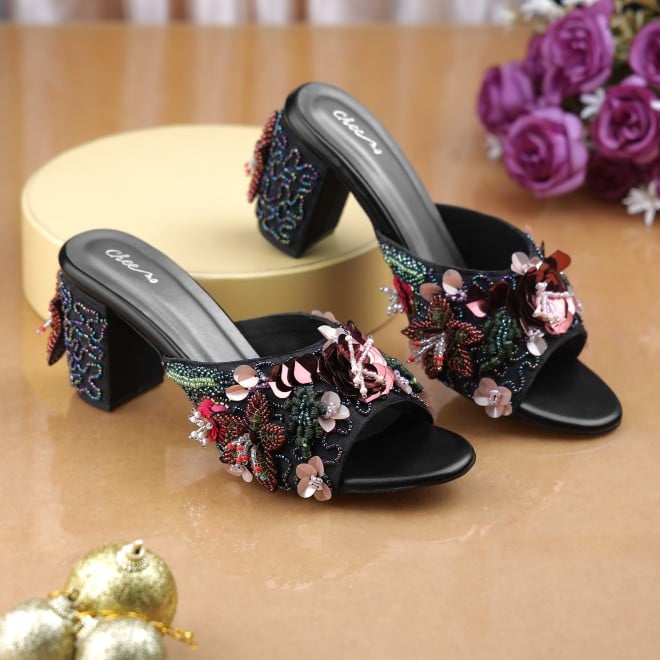 Cheemo Women Black Casual Slip Ons (SKU: 92-307-11-36)