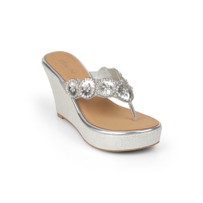 Cheemo Women Silver Ethnic Slip Ons (SKU: 92-316-27-37)