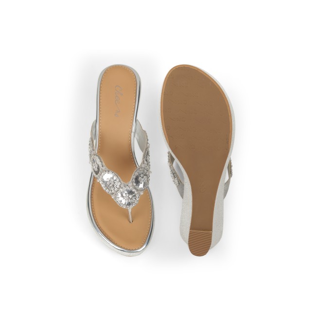 Cheemo Women Silver Ethnic Slip Ons (SKU: 92-316-27-37)