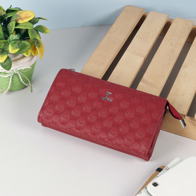 Mochi Women Maroon Wallet