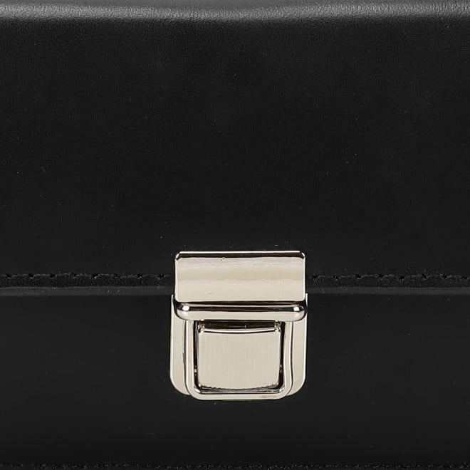 Mochi Women Black Wallet (SKU: 95-173-11-10)