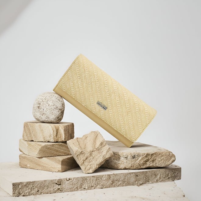 Mochi Women Yellow Wallet (SKU: 95-196-33-10)
