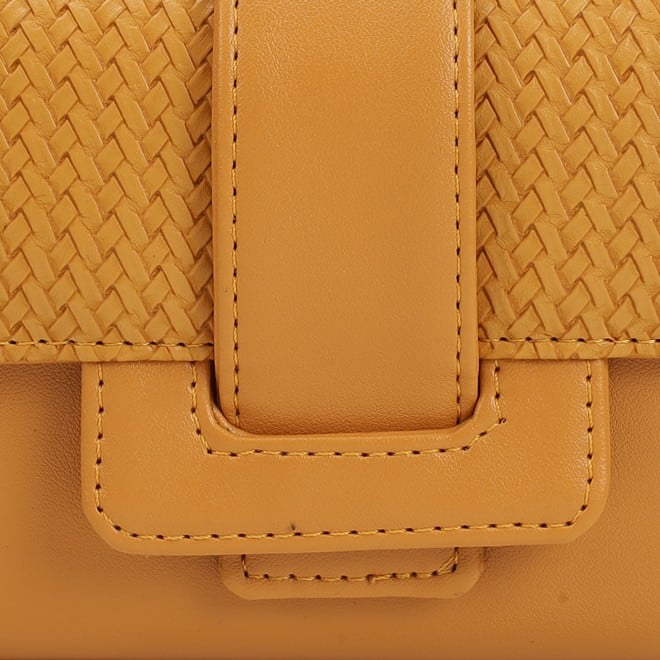 Mochi Women Yellow Wallet (SKU: 95-198-33-10)